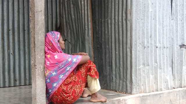 মাগুরার সেই শিশুর বাড়িতে নেই ঈদ আনন্দ, কান্না করছেন মা