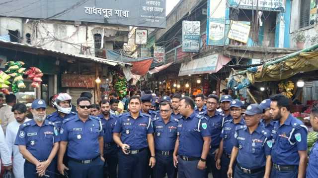 মাধবপুরে ঈদ ঘিরে পুলিশের তৎপরতা