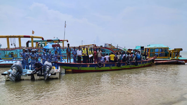 সংঘর্ষে পাল্টে গেছে সিন্ডিকেট, বালু উত্তোলনে সঙ্গী যুবলীগ