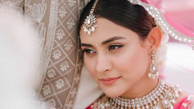 নারীর পাশে থাকা পুরুষদের শুভেচ্ছা জানিয়ে যা বললেন মেহজাবীন