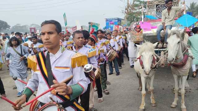 আগারগাঁওয়ে ঈদ আনন্দ মিছিল শুরু