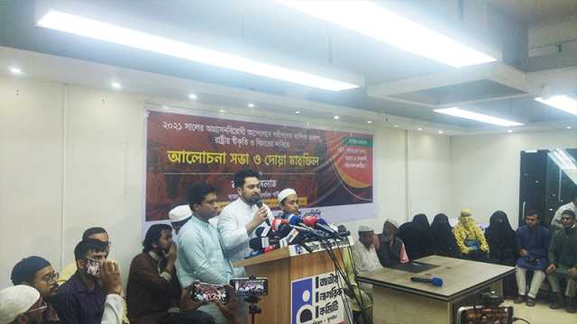 আপসকামী বিরোধী রাজনীতিবিদদের জন্য ৫ আগস্ট দ্বিতীয় স্বাধীনতা নয়: নাহিদ ইসলাম
