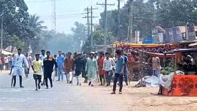 ঈদের নামাজ শেষে ‘জয় বাংলা’ স্লোগান, বিএনপি-আ.লীগ সংঘর্ষে গুলিবিদ্ধ ২