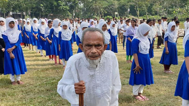 চলে গেলেন ‘চা বিক্রির টাকায়’ বিদ্যালয় প্রতিষ্ঠা করা আব্দুল খালেক