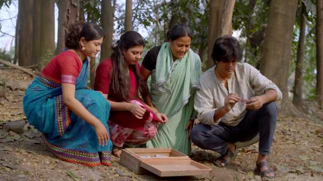 পারিবারিক দ্বন্দ্বের গল্পে ‘বাবার ভিটা’
