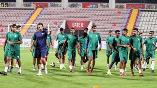প্রস্তুতি নিতে আজ সৌদি যাচ্ছেন জামালরা