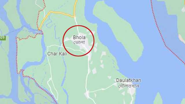 চাল বিতরণে অনিয়ম, প্রতিবাদ করায় জামায়াতের মিছিলে বিএনপির হামলা