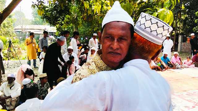 বোয়ালমারীর ১০ গ্রামে ঈদ উদযাপন   