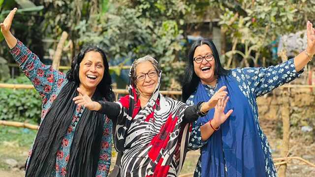 ‘বয়স রাখলাম সিন্দুকে, যে যাই বলুক নিন্দুকে’