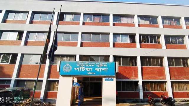 বাবাকে খুন করে হাত-পা বেঁধে বাথরুমের ট্যাংকির মধ্যে ফেলে দেন বাবুল: পুলিশ