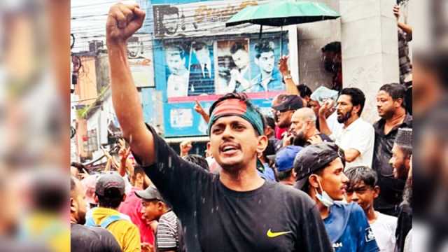 গ্রেপ্তারের ৮ ঘণ্টার মধ্যে জামিনে বৈষম্যবিরোধী আন্দোলনের সেই আহ্বায়ক