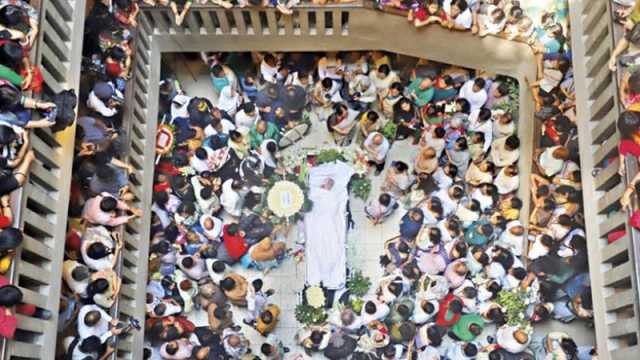 ফুল অশ্রু গানে বিদায় সন্‌জীদা খাতুনকে
