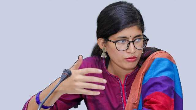 যুক্তরাষ্ট্র স্টেট ডিপার্টমেন্টের পুরস্কার প্রত্যাখ্যান করলেন উমামা ফাতেমা  