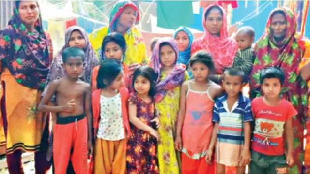 জেলে পল্লিতে মলিন মুখ