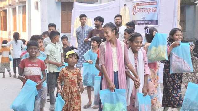 ১ টাকায় ঈদের নতুন পোশাক