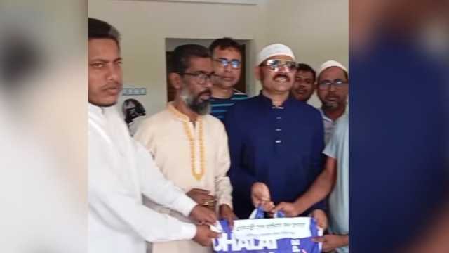 শেখ হাসিনার নামে ঈদ সামগ্রী বিতরণের ভিডিও ভাইরাল, বিএনপির প্রতিবাদ