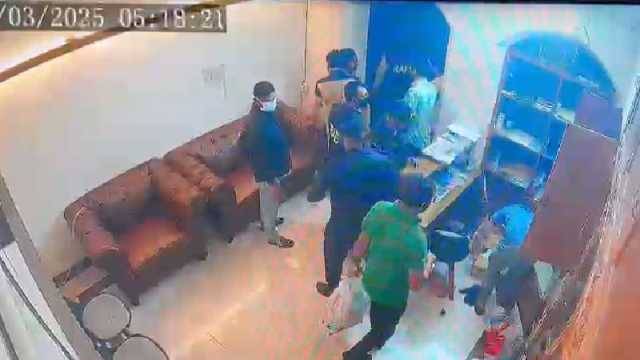 র‌্যাব, ম্যাজিস্ট্রেট ও ছাত্র পরিচয়ে বাসায় ঢুকে ডাকাতি