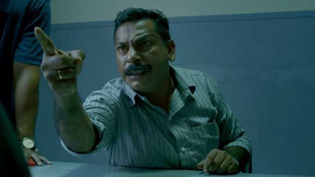 ‘চক্কর’ থেকে বের হতে পারছিলেন না মোশাররফ করিম