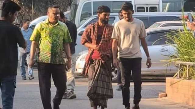 আটক আরমানকে ছাড়িয়ে নিলেন উপদেষ্টা
