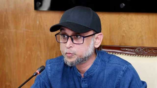 জাদুঘরে নির্মোহভাবে ভালো-মন্দ সবকিছু তুলে ধরা উচিত: উপদেষ্টা ফারুকী 