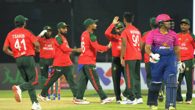 ভয় দেখানো আরব আমিরাতকে হারাল বাংলাদেশ