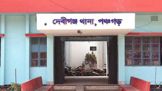 দুই স্ত্রীর পাল্টা দাবিতে দুদিনেও হয়নি দাফন