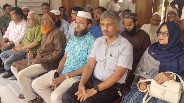 এবার এক দফা আন্দোলনে যাওয়ার ইঙ্গিত কুয়েট শিক্ষকদের