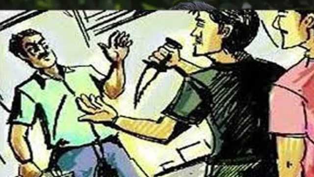 হরহামেশা ছিনতাই, প্রতিকার মেলে না অভিযোগেও
