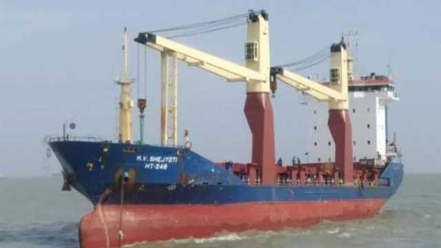 মোংলা বন্দরে নাবিকদের হাত-পা বেঁধে বাণিজ্যিক জাহাজের মালামাল লুট
