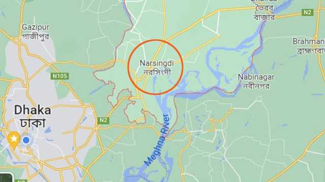 চাঁদা চেয়ে বাজারে মাইকিং