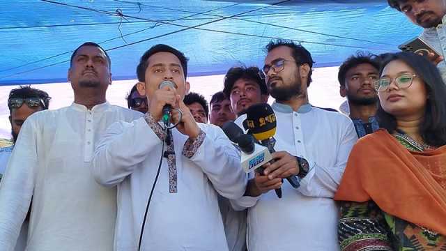 আ.লীগ সরকার উন্নয়নের নামে লুটপাট করেছে: সারজিস আলম