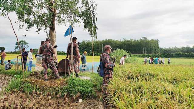 পাঁচ সীমান্ত দিয়ে আরও ৯৩ জনকে পুশইন করল বিএসএফ