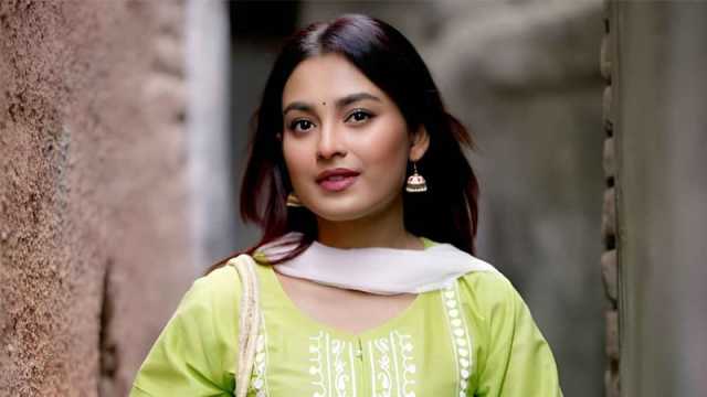 শুটিং সেটে আহত তটিনী এখন কেমন আছেন