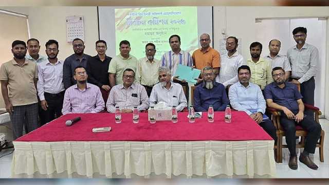 ইস্টার্ণ রিফাইনারী লিমিটেড অফিসার্স অ্যাসোসিয়েশনের নবনির্বাচিত কমিটির দায়িত্ব গ্রহণ 