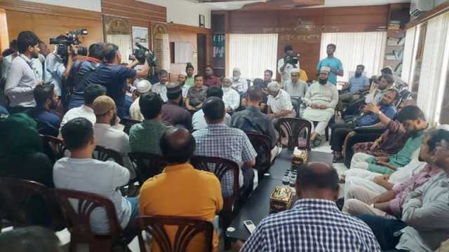 কুয়েটে নতুন মেরুকরণ, দুই গ্রুপে বিভক্ত হয়ে পড়েছেন শিক্ষার্থীরা