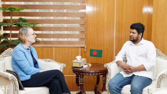 গণমাধ্যমের ওপর হস্তক্ষেপ করছে না সরকার