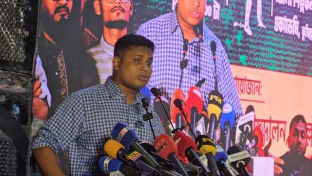 বিএনপির রাজনীতি চলে আওয়ামী লীগের টাকায়: হাসনাত আব্দুল্লাহ