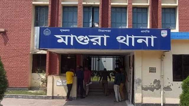 মাগুরায় ছাত্রাবাস থেকে উদ্ধার পাঁচ ব্যবসায়ী, আটক ১