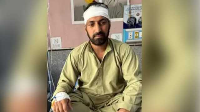 ‘আমাদের বাড়ি পুড়ে গেছে, ভাগ্যক্রমে বেঁচে আছি’