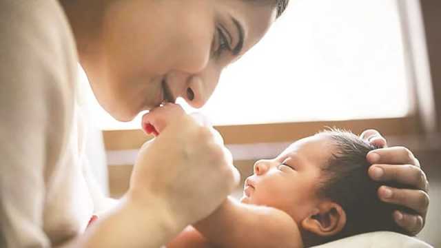 তাপপ্রবাহে সময়ের আগে সন্তান প্রসব বাড়ছে