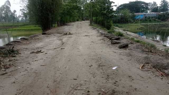 বাঁধের ভেতর বাঁধ, চাষাবাদ নিয়ে বিপাকে কৃষক