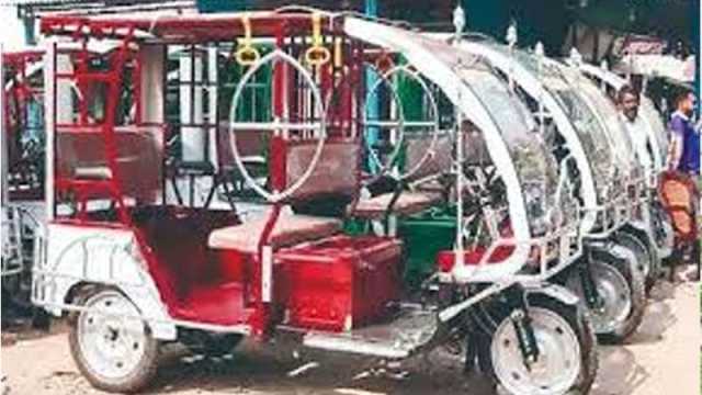 ‘বিপজ্জনক’ অটোরিকশা নিরাপদ করা সম্ভব