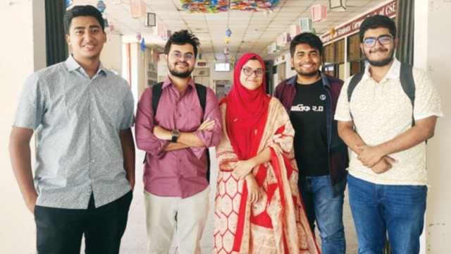 পাঁচ তরুণের সাফল্য