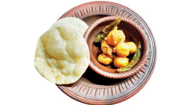 ঠাকুরবাড়ির কয়েক পদ