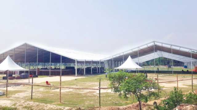 ১৪ কোটি টাকার আয়োজনে তিন কোটি টাকার প্যান্ডেল