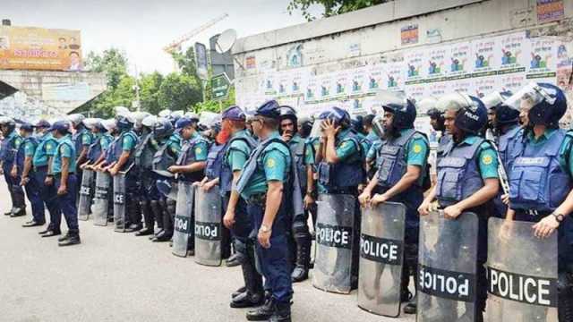 এক চিঠিতে ১২০০ সদস্যের পদায়ন