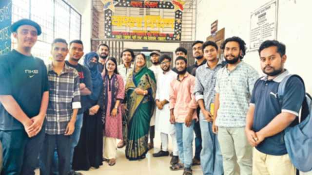 স্বরচিত কবিতা ও পাঠের আসর
