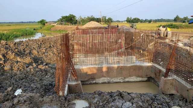 ৩২ কোটি টাকার সড়ক প্রকল্পে অনিয়মের অভিযোগ