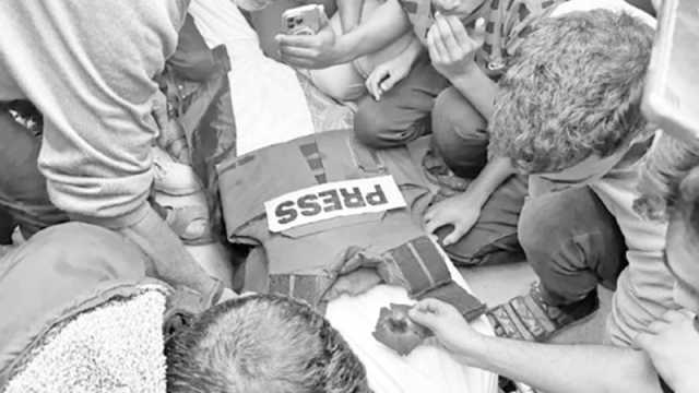 বিদেশি সাংবাদিকদের উচিত ফিলিস্তিনি সহকর্মীদের পাশে থাকা
