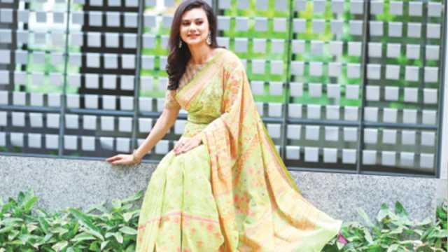 উৎসবে শাড়ি